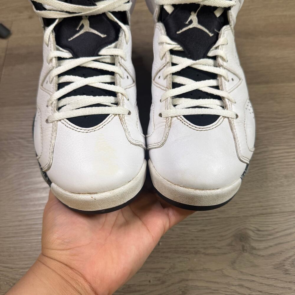 Jordan 6 Retro Reverse Oreo - Picture 10 of 12